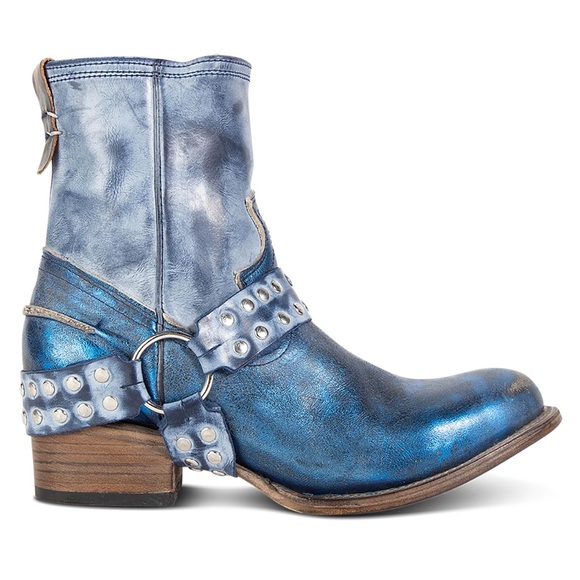 Freebird Ramone Blue Leather Studded Boots - Picture 12 of 14